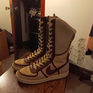 Super RARE Vintage Burgundy and tan Floral-Embossed Nike Sneaker Boots